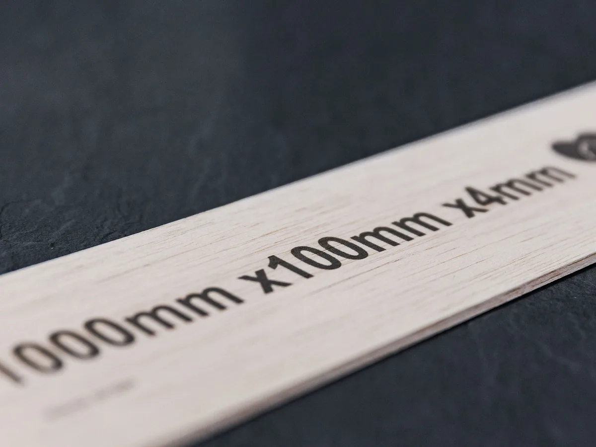 Markoprint X1JET XR coding on wood